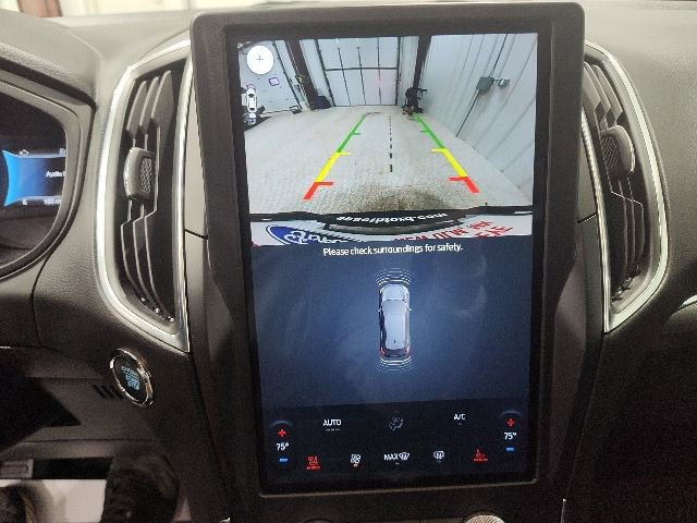 Certified 2024 Ford Edge Titanium w/ Equipment Group 301A image 27