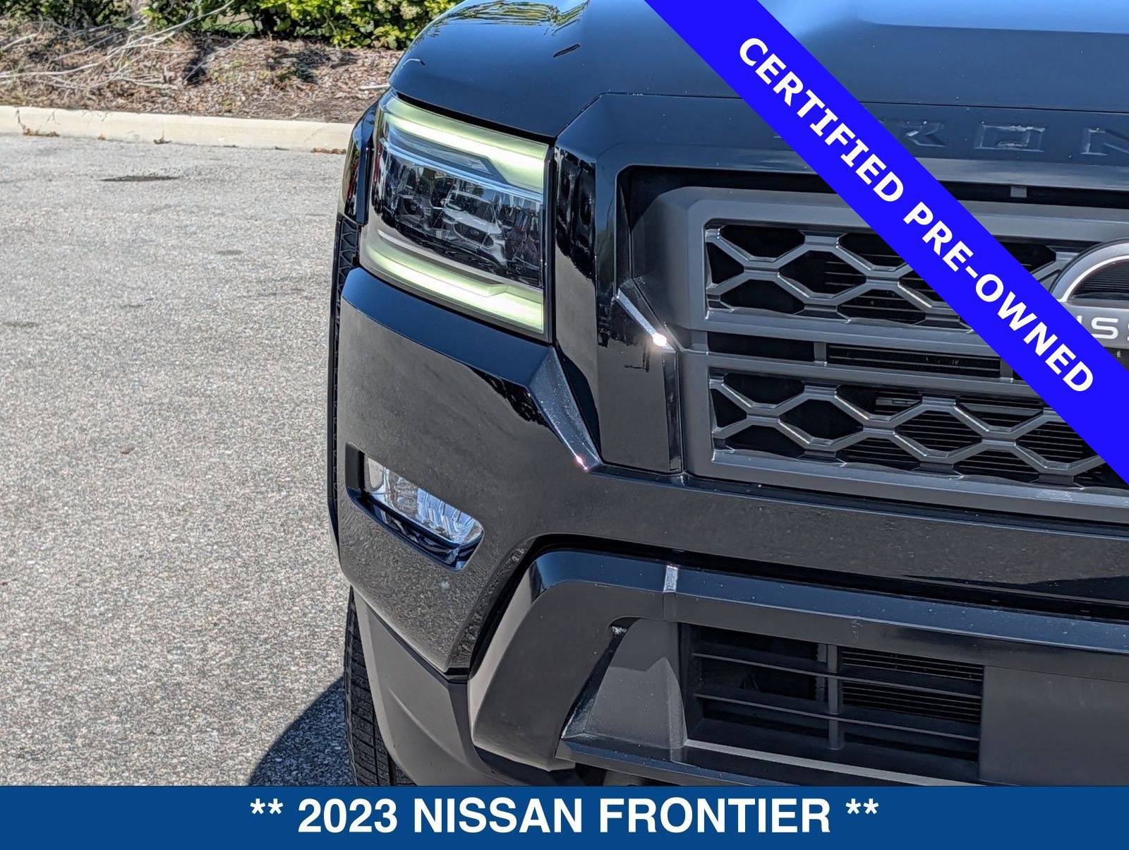 Used 2023 Nissan Frontier SV w/ Midnight Edition Package image 10