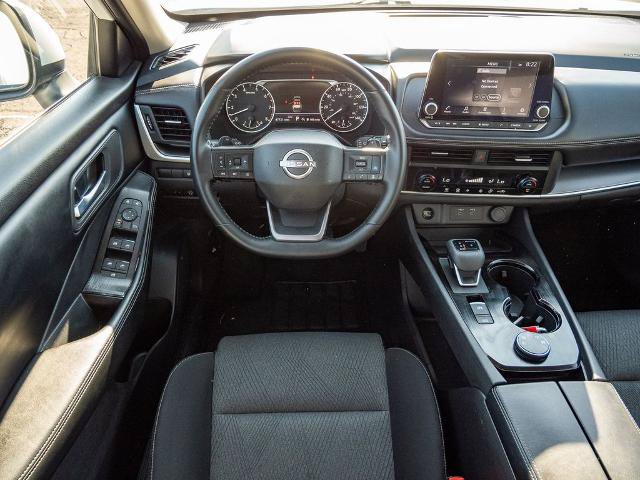 Used 2025 Nissan Rogue SV AWD/4WD image 25