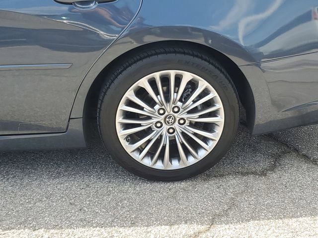 Used 2019 Toyota Avalon Limited w/ All Weather Liner Package FWD image 10