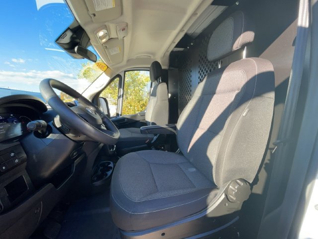 Used 2025 RAM ProMaster 2500 w/ U-Haul Equipment Group FWD image 14