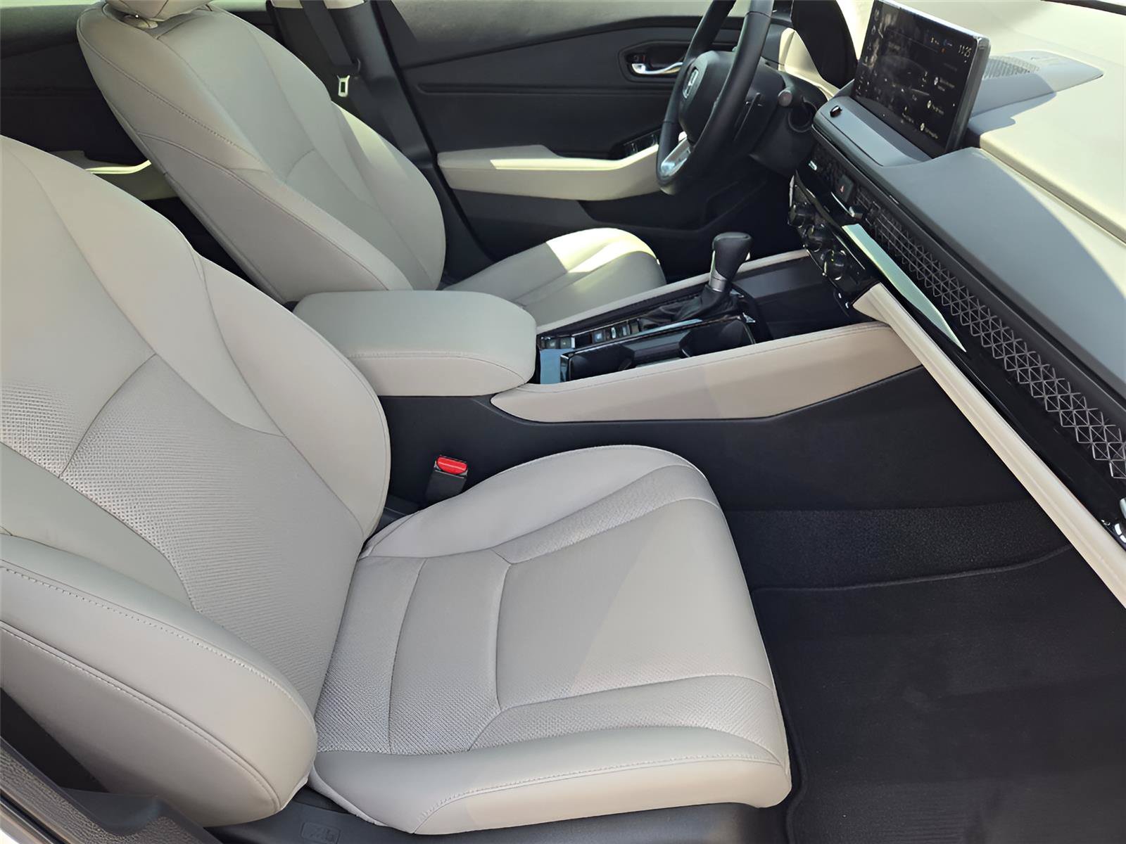 Used 2026 Honda Accord Touring image 13