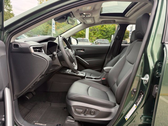 Used 2026 Toyota Corolla Cross XLE w/ Convenience Package AWD/4WD image 23