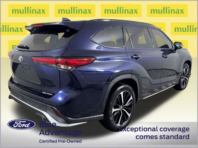 Used 2021 Toyota Highlander XSE AWD/4WD image 4