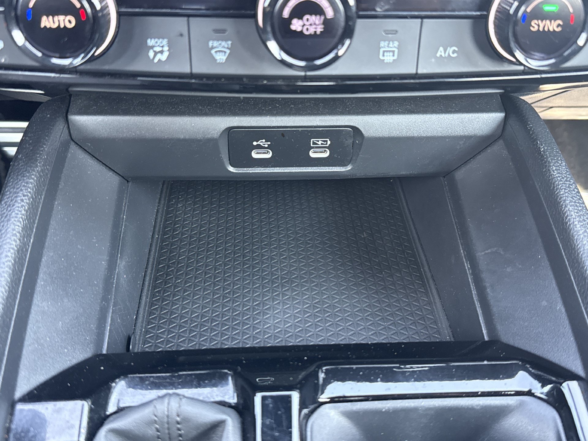 Used 2023 Honda Accord Sport image 9