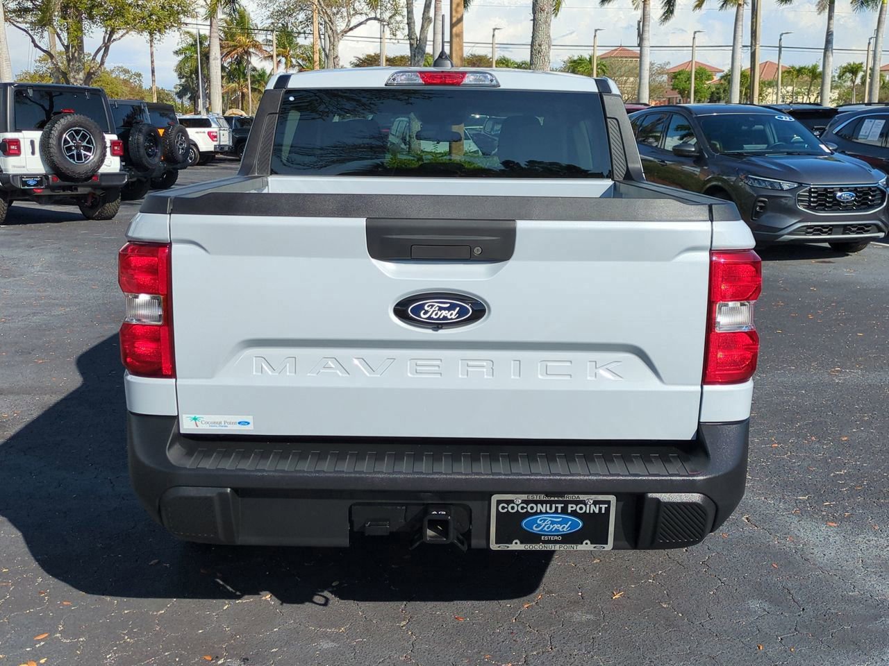 Certified 2025 Ford Maverick XLT w/ XLT Luxury Package image 4