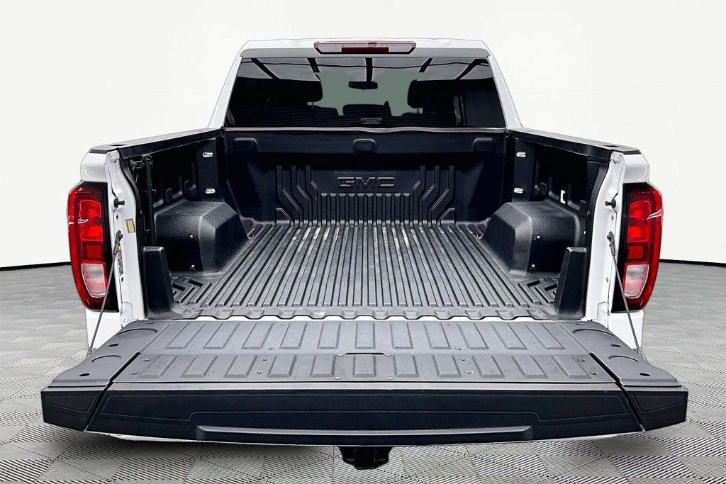 Used 2024 GMC Sierra 1500 Elevation AWD/4WD image 18