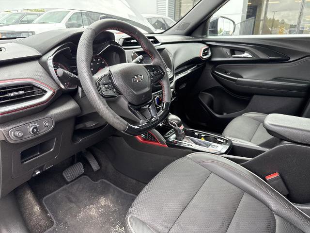 Used 2023 Chevrolet TrailBlazer RS AWD/4WD image 26