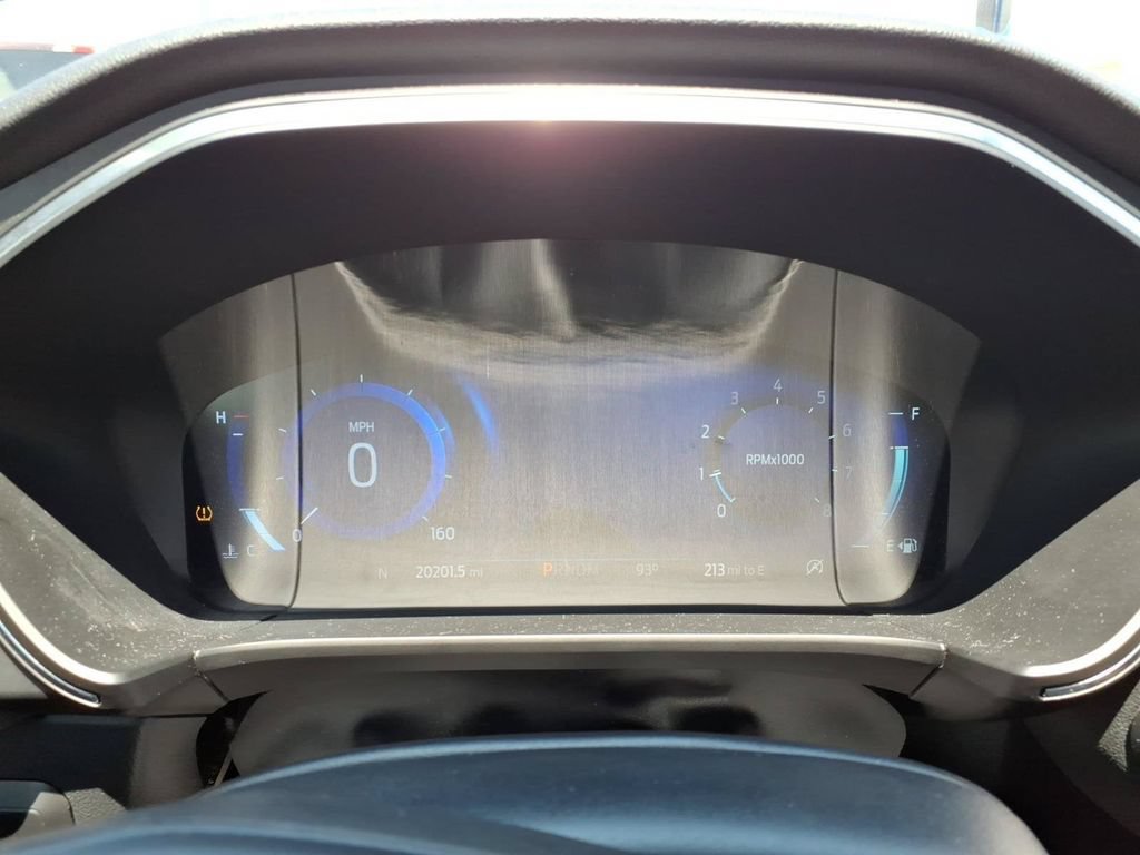 Certified 2020 Ford Escape Titanium w/ Titanium Premium Package 2.0 AWD/4WD image 19
