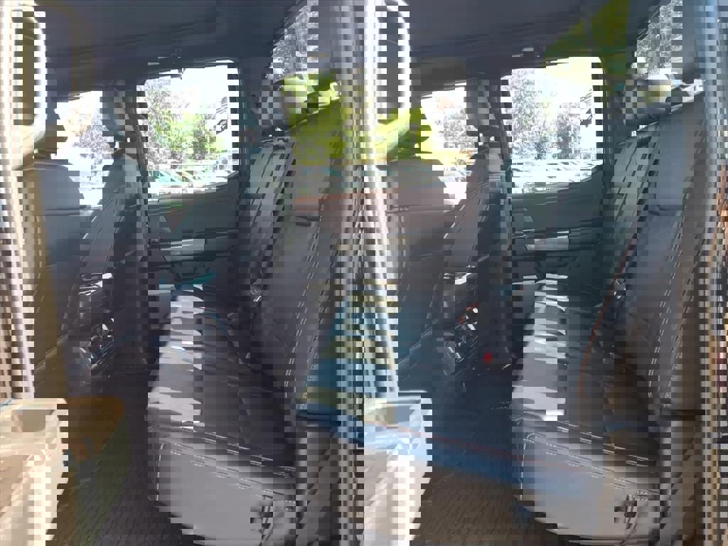 Certified 2023 Ford F150 Lariat w/ Equipment Group 502A High image 17