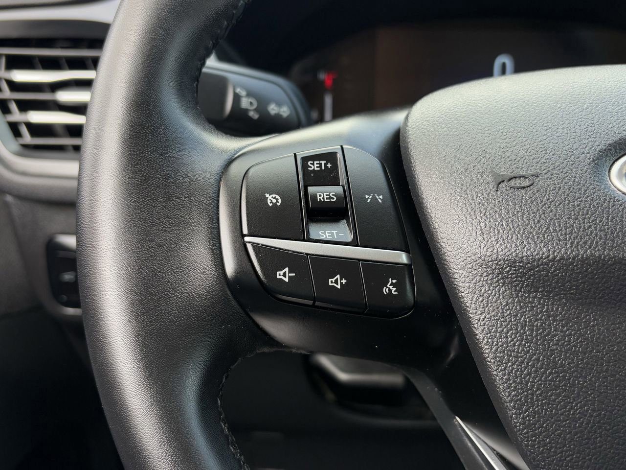 Certified 2024 Ford Escape Active image 16