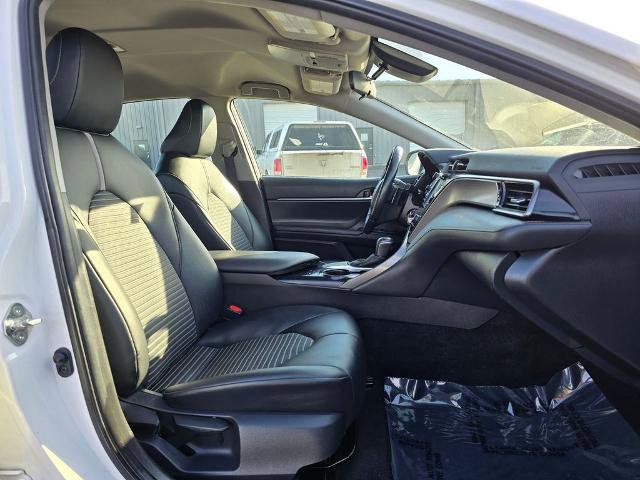 Used 2020 Toyota Camry SE image 15