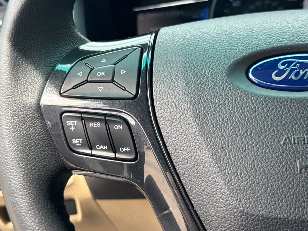 Certified 2017 Ford Explorer XLT w/ Equipment Group 202A FWD image 16