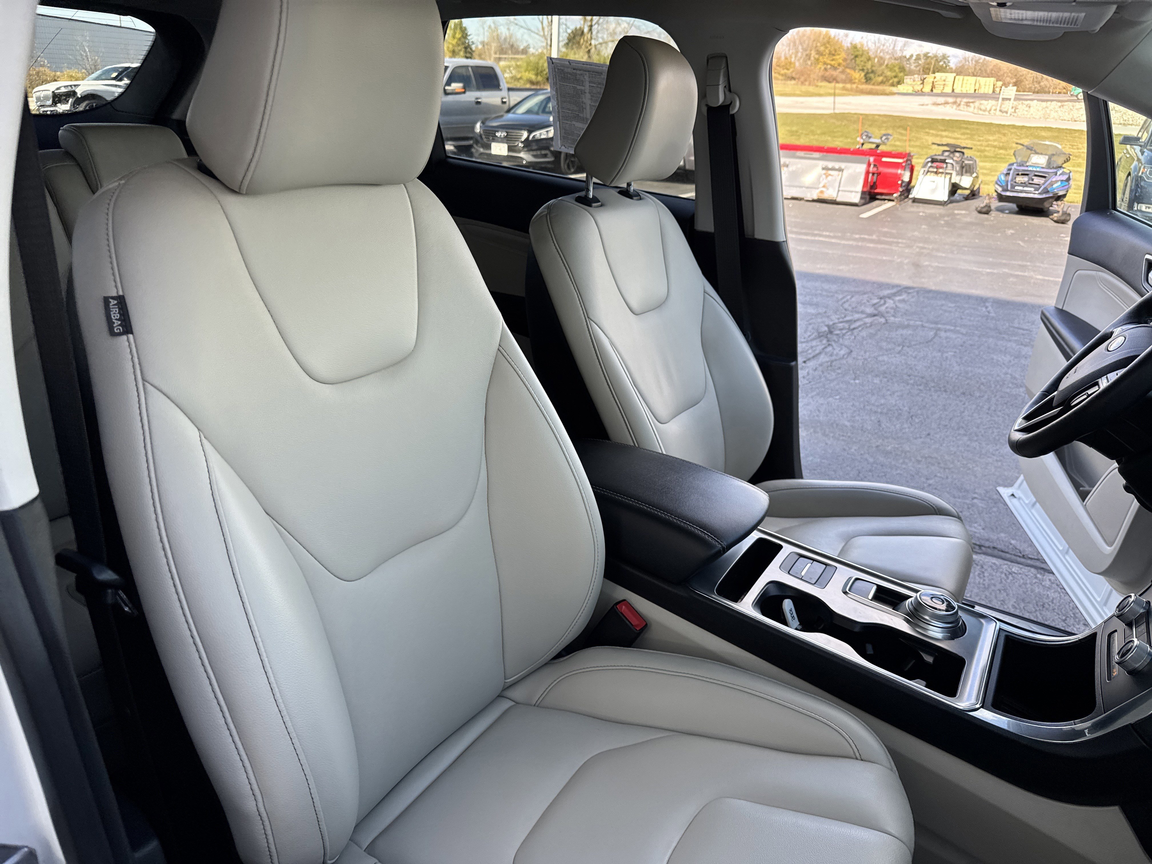 Certified 2022 Ford Edge Titanium image 33