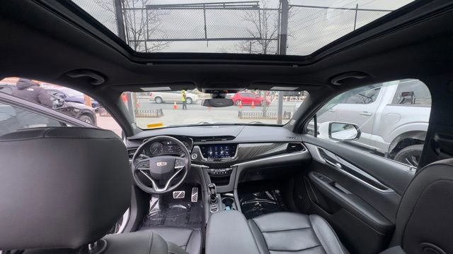 Used 2021 Cadillac XT6 Premium Luxury image 23