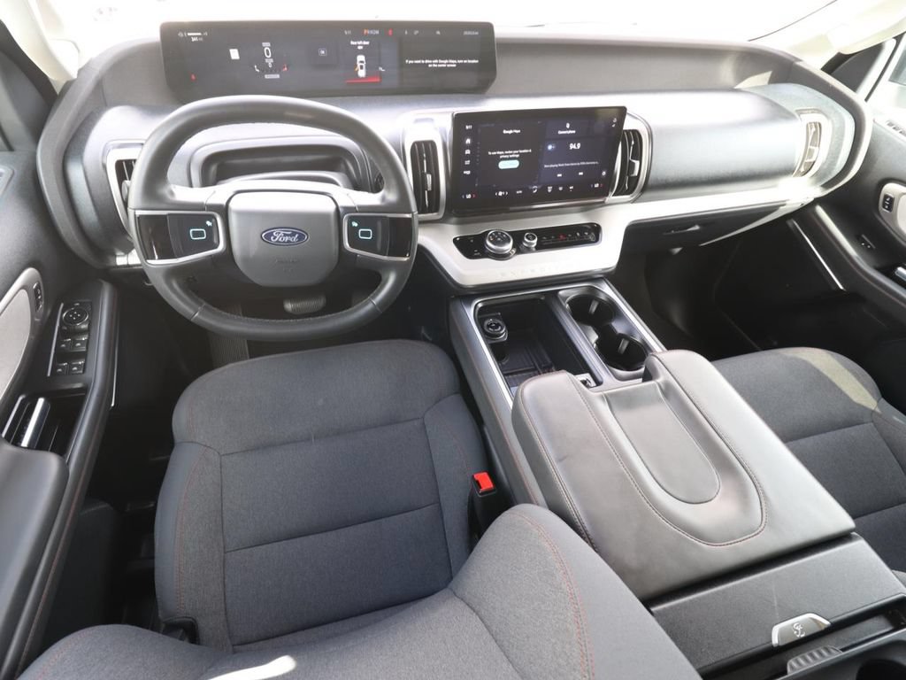 Certified 2025 Ford Expedition Active RWD image 6