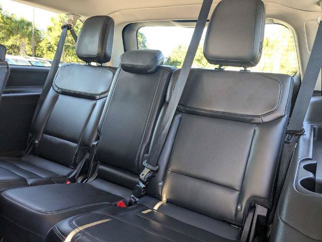 Certified 2025 Ford Expedition Max Platinum AWD/4WD image 16