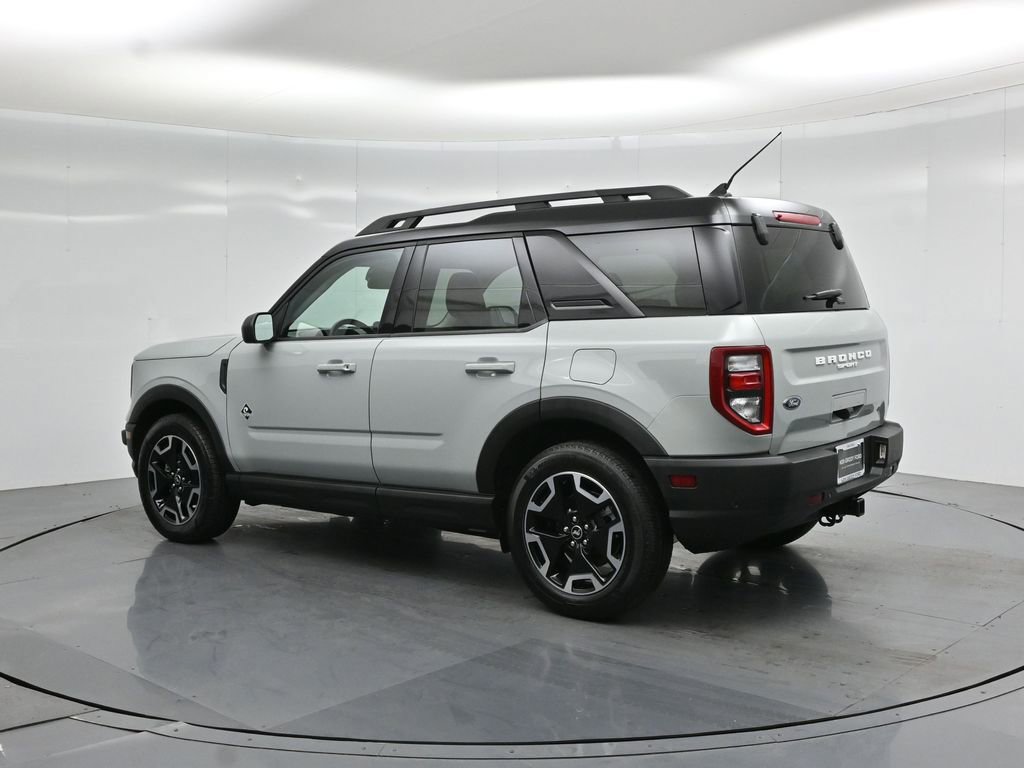 Certified 2022 Ford Bronco Sport Outer Banks w/ Tech Package AWD/4WD image 7