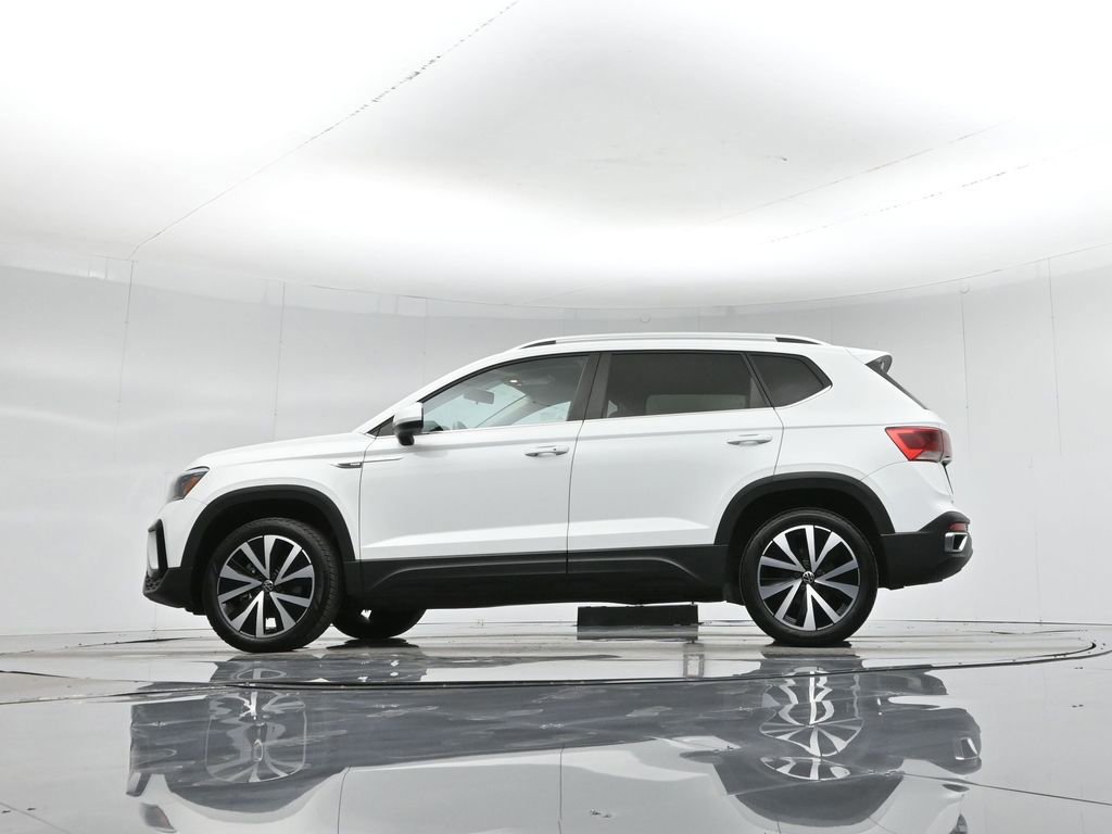 Used 2022 Volkswagen Taos SE image 26