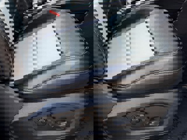 Certified 2022 Ford Explorer XLT w/ Equipment Group 202A image 16