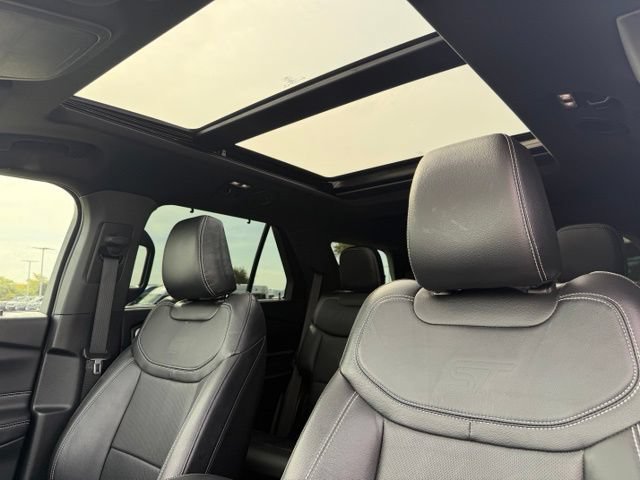 Certified 2021 Ford Explorer ST w/ Equipment Group 401A AWD/4WD image 13