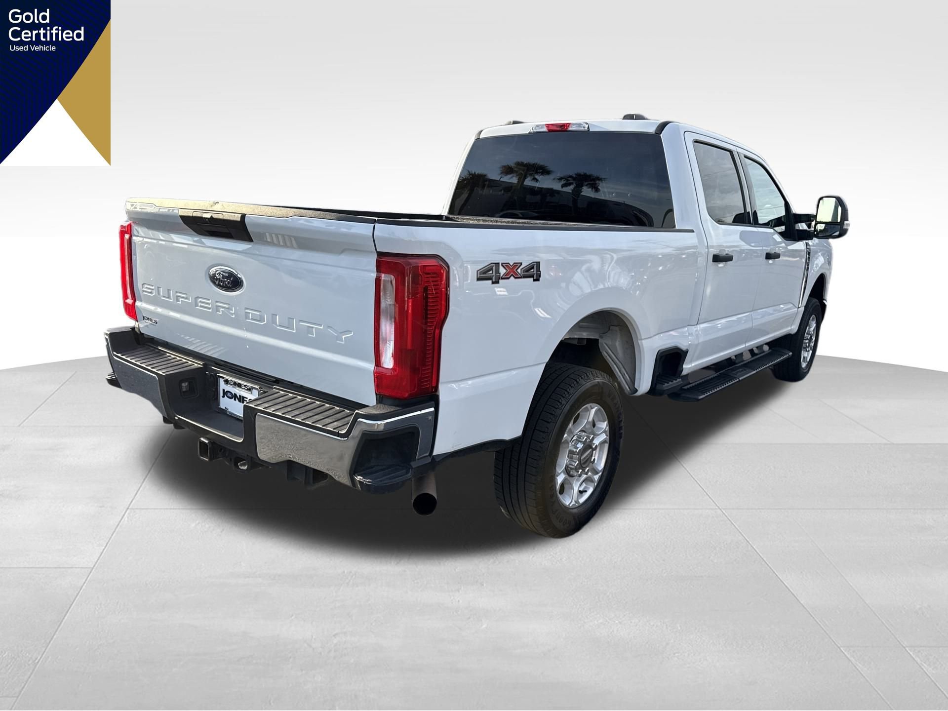 Certified 2025 Ford F250 XLT image 9
