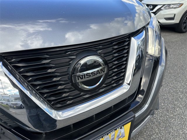 Used 2020 Nissan Rogue SV image 11