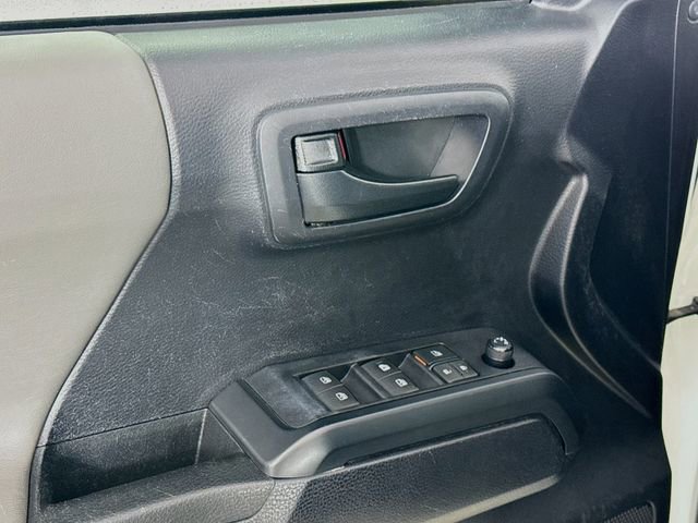 Used 2020 Toyota Tacoma SR image 20