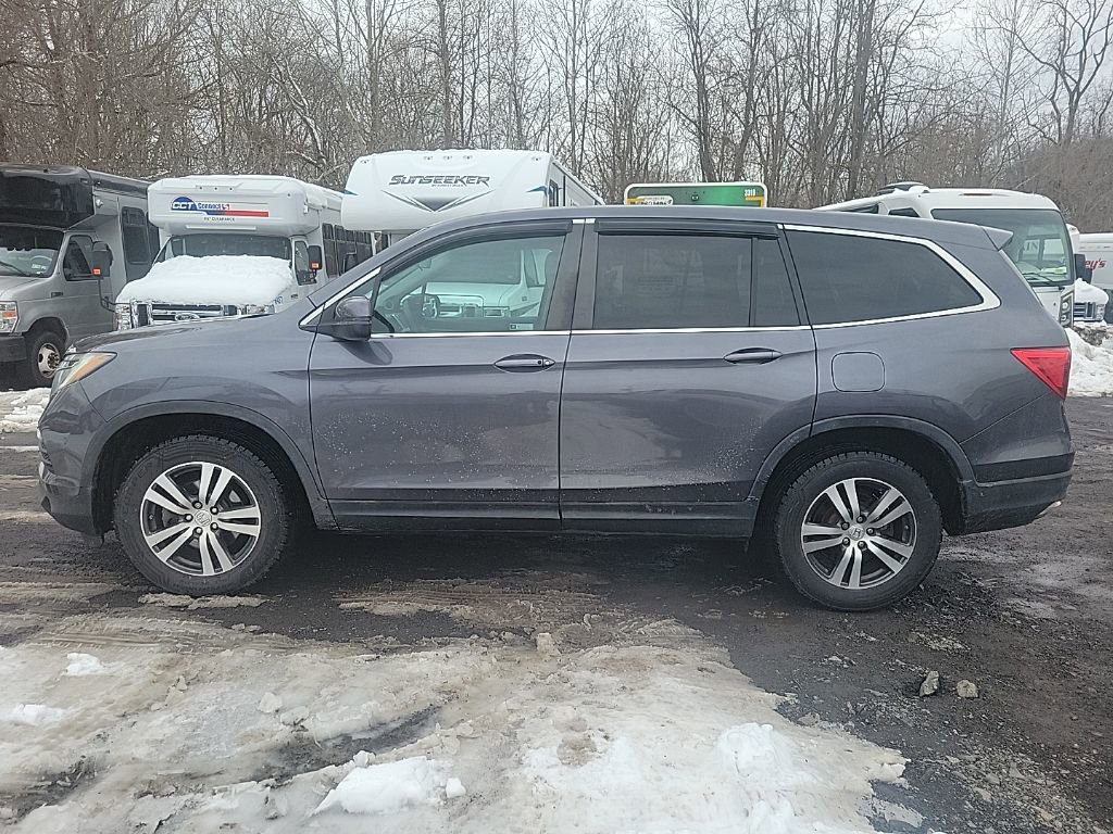 Used 2018 Honda Pilot EX image 6
