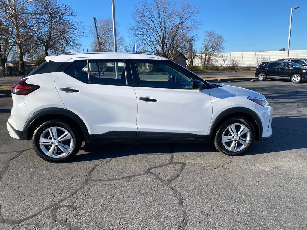 Used 2021 Nissan Kicks S image 6