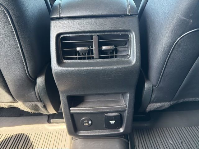 Certified 2022 Ford Edge Titanium AWD/4WD image 14