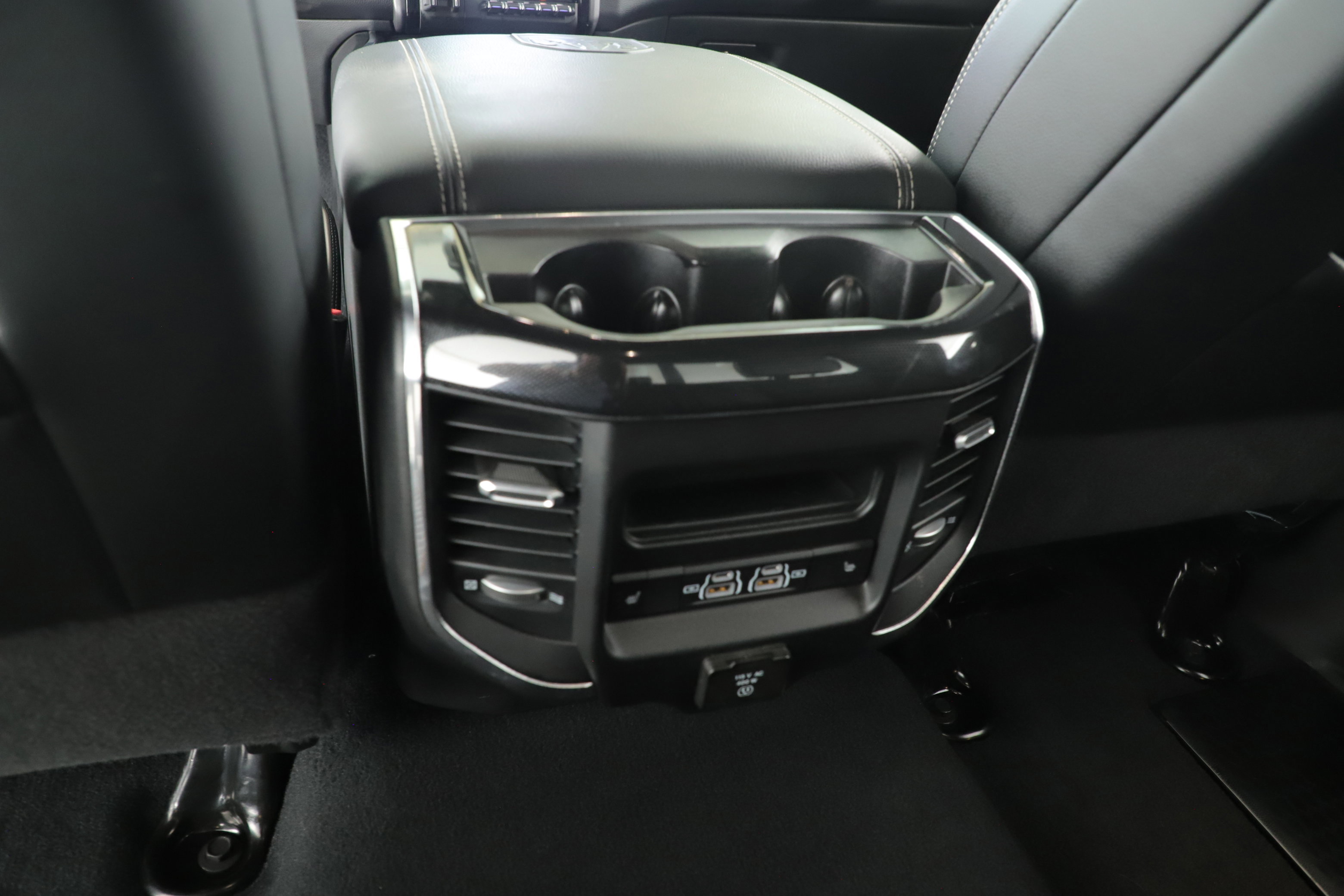 Used 2022 RAM 2500 Laramie image 26