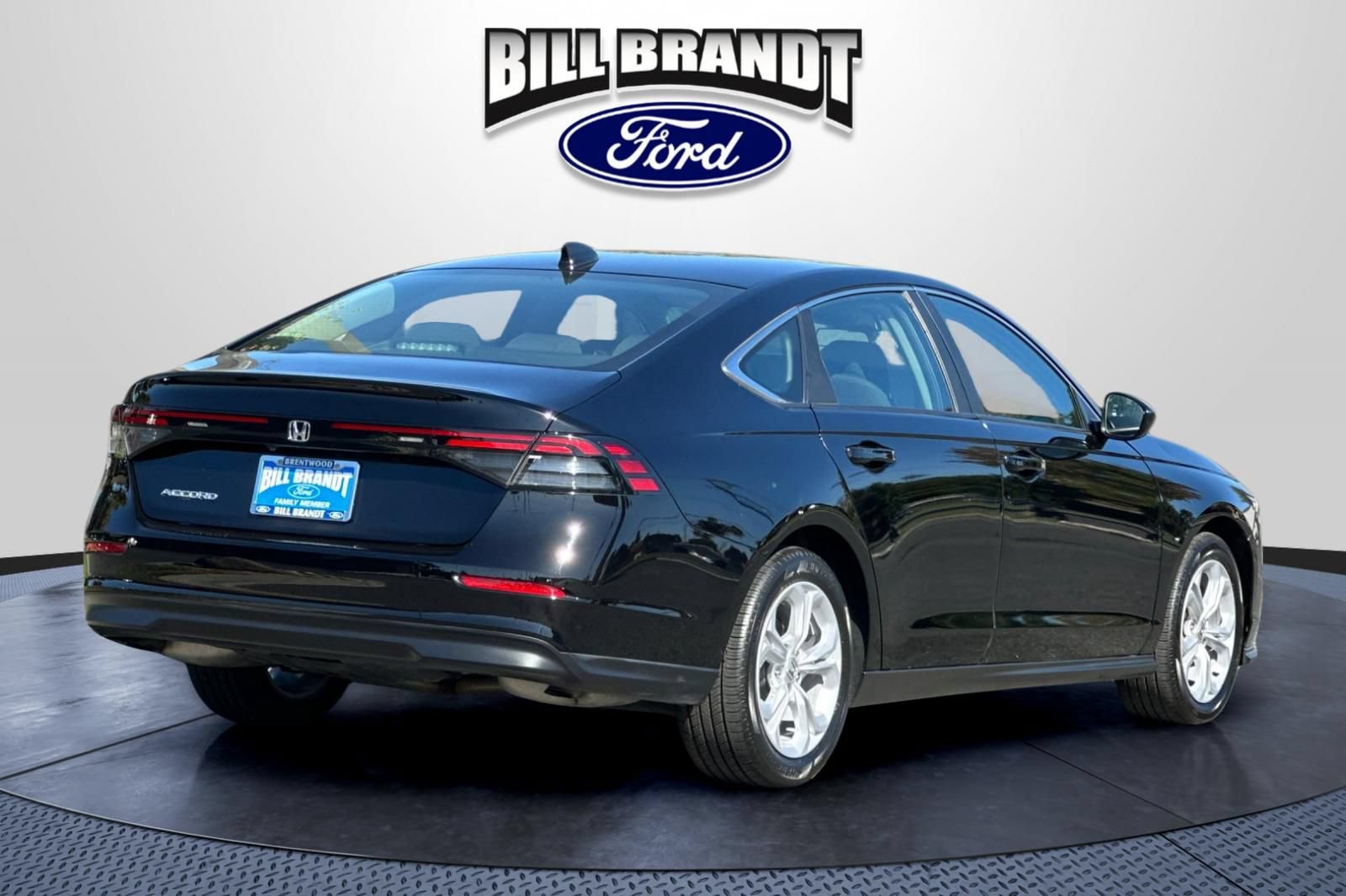 Used 2023 Honda Accord LX image 3