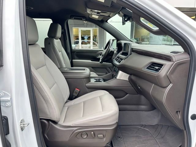 Used 2023 Chevrolet Tahoe LT w/ Luxury Package AWD/4WD image 49