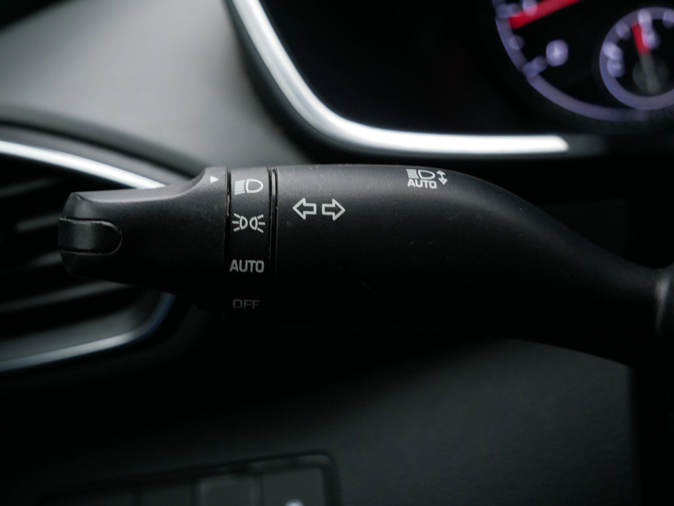 Used 2021 Hyundai Santa Fe SE image 23