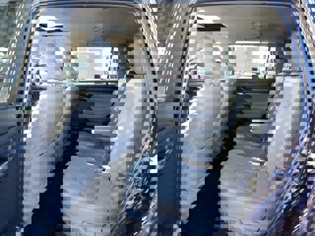 Used 2022 Toyota Highlander XLE image 17