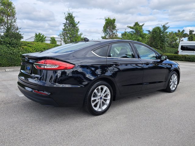 Certified 2020 Ford Fusion SE image 7