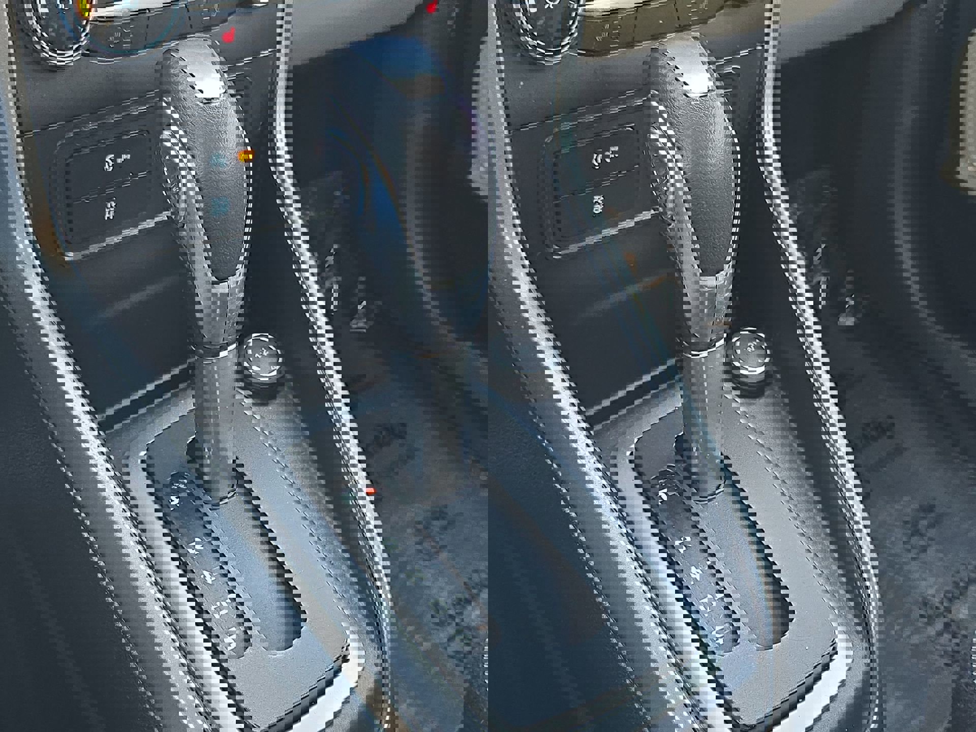 Certified 2021 Ford EcoSport SE w/ SE Convenience Package image 19