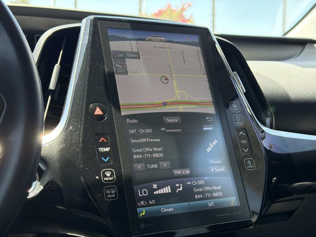 Used 2020 Toyota Prius Prime XLE FWD image 14