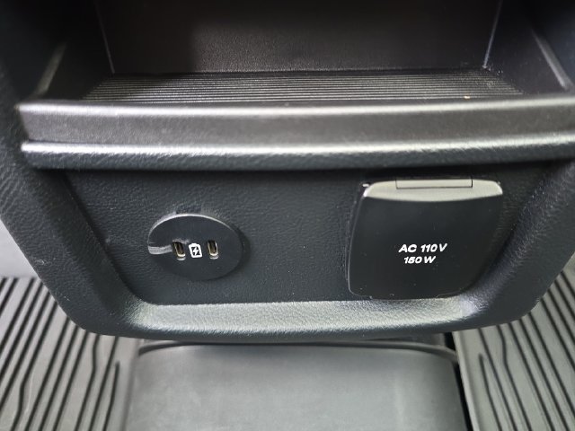 Certified 2024 Ford Edge ST w/ Equipment Group 401A AWD/4WD image 29