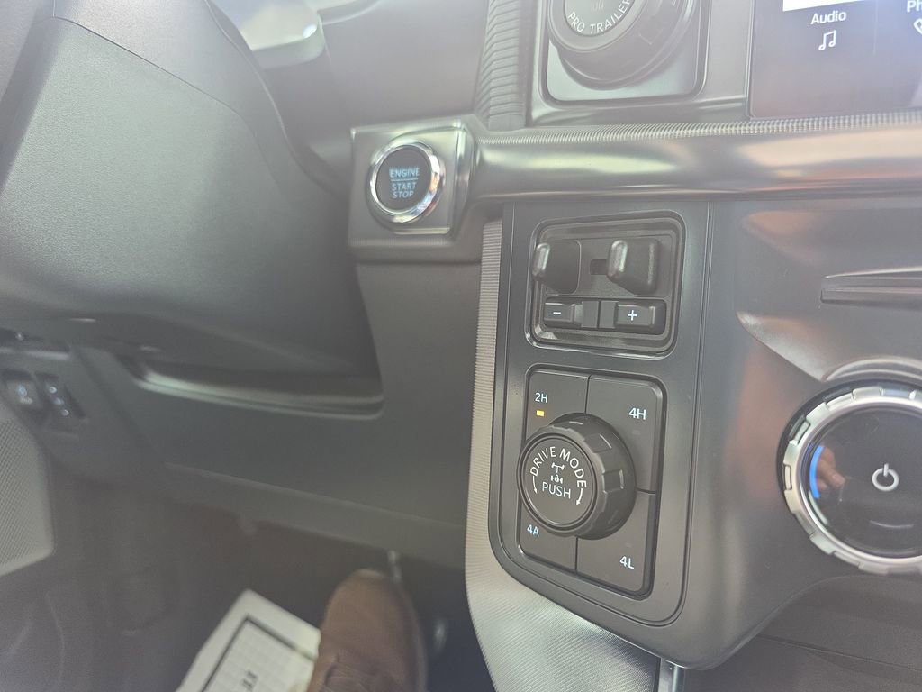 Certified 2025 Ford F150 Platinum w/ Equipment Group 702A High AWD/4WD image 43