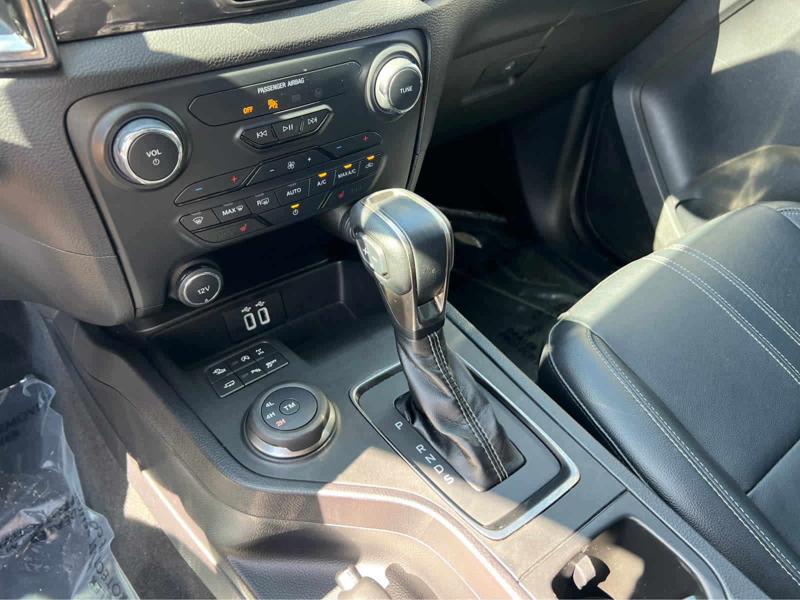 Certified 2019 Ford Ranger Lariat w/ Equipment Group 501A Mid AWD/4WD image 37