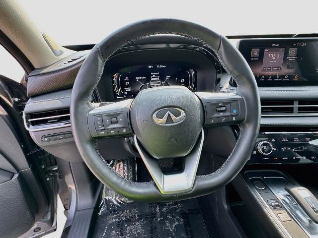 Used 2023 INFINITI QX60 Sensory w/ Vision Package AWD/4WD image 10