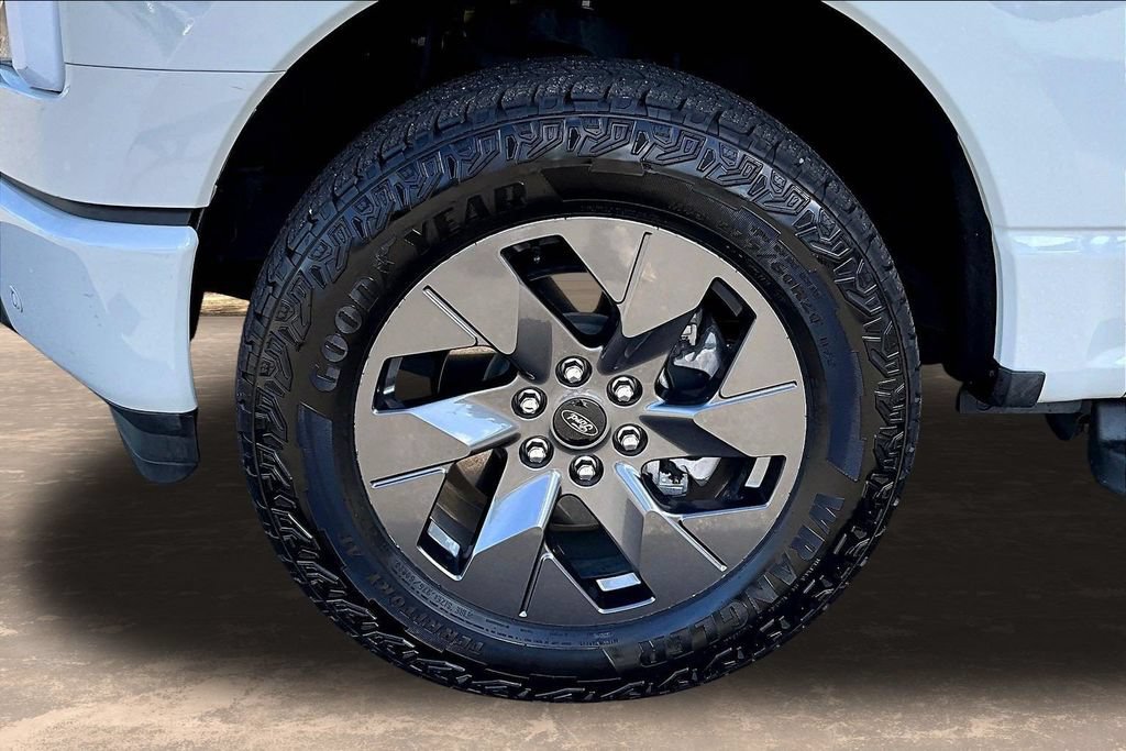 Certified 2023 Ford F150 Lightning Lariat AWD/4WD image 34