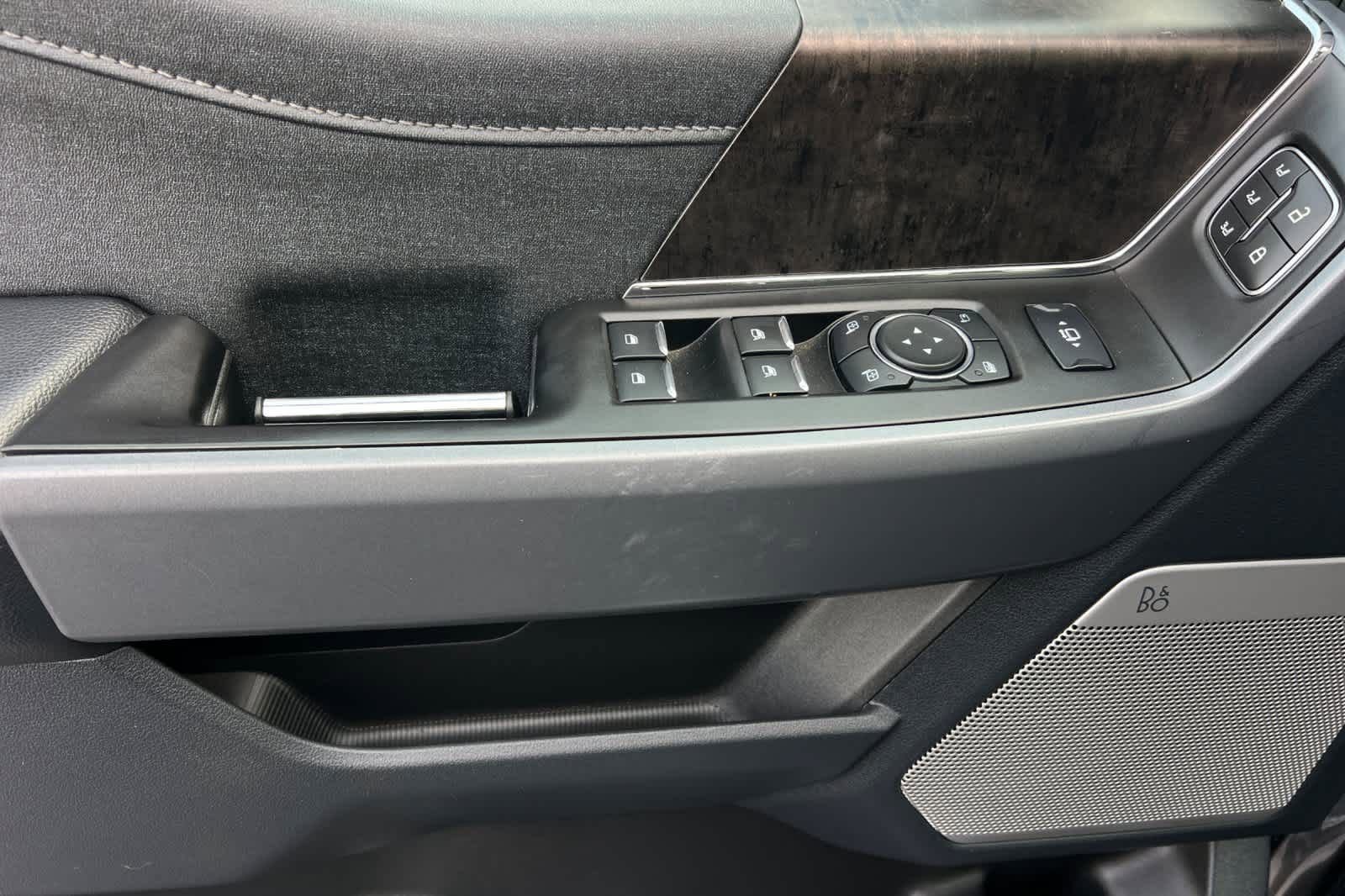 Certified 2023 Ford F250 Lariat w/ FX4 Off-Road Package image 13