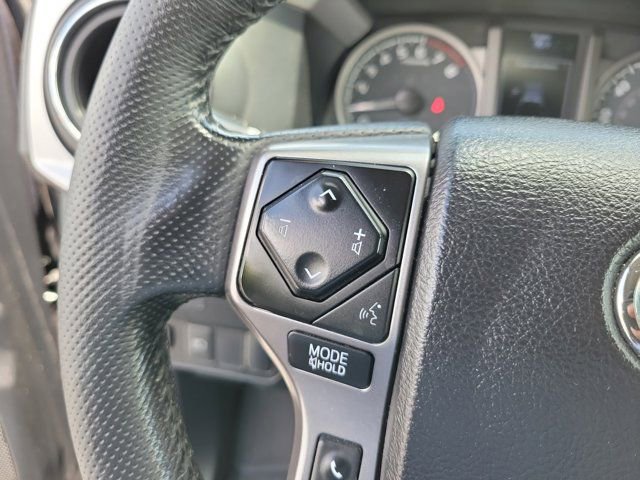 Used 2022 Toyota Tacoma SR5 w/ Technology Package RWD image 19