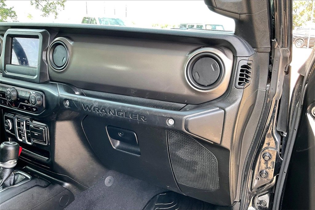 Used 2020 Jeep Wrangler Unlimited Sport image 22