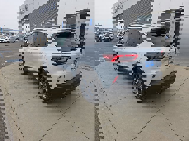 Certified 2025 Ford Escape ST-Line Elite image 3