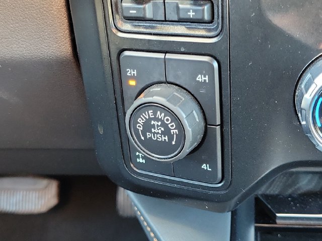 Certified 2023 Ford F250 Platinum w/ Tremor Off-Road Package AWD/4WD image 25