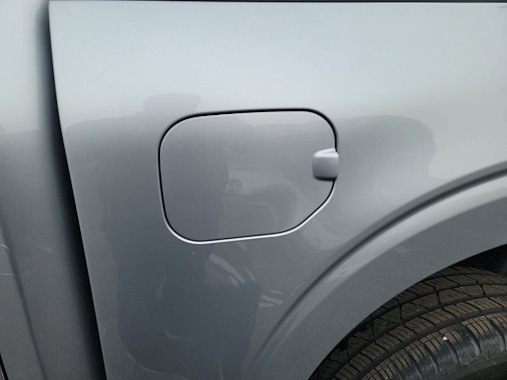 Certified 2021 Ford F150 XLT w/ Equipment Group 302A High image 27